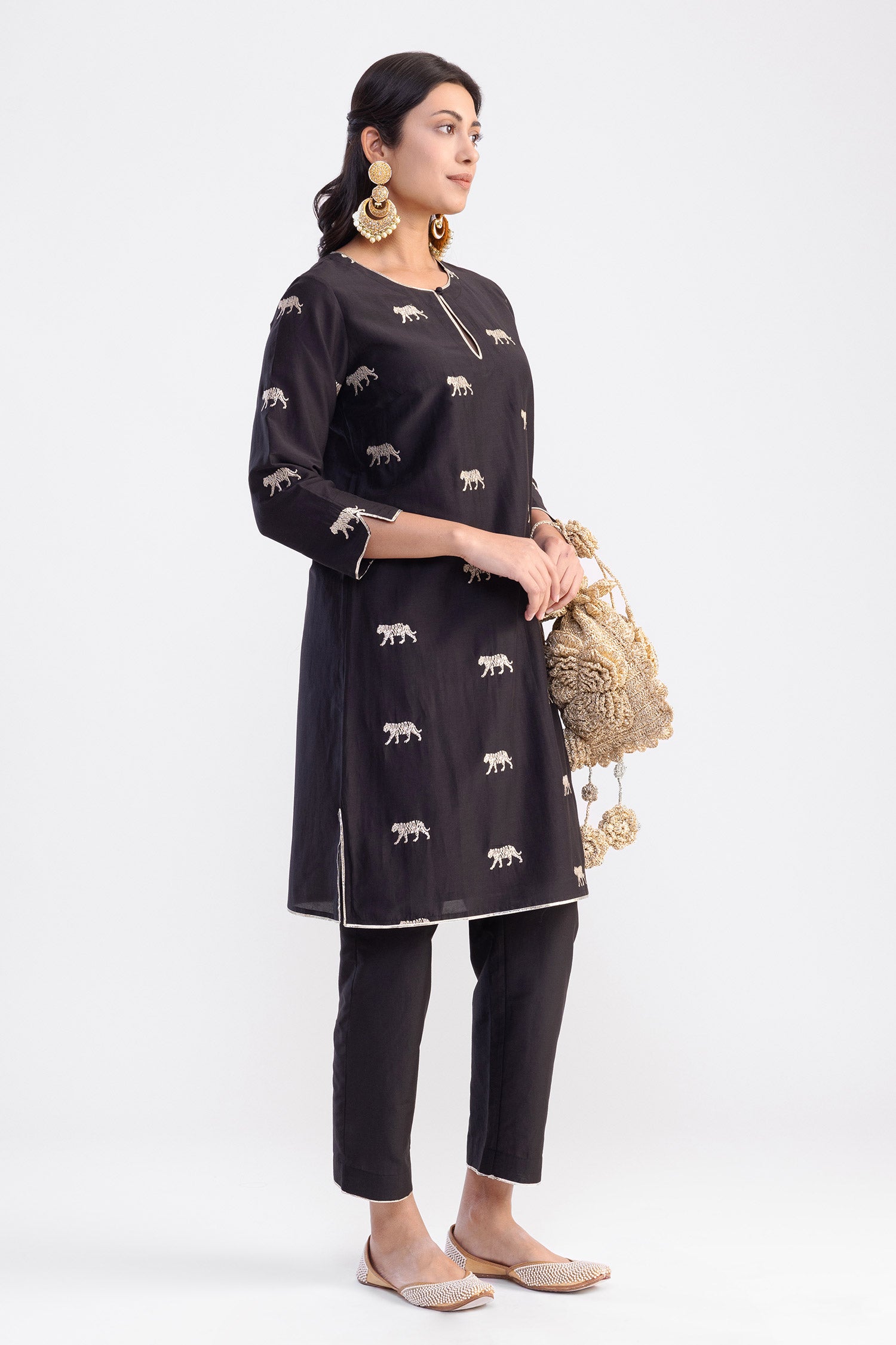 Royal Heiress Black Kurta Set