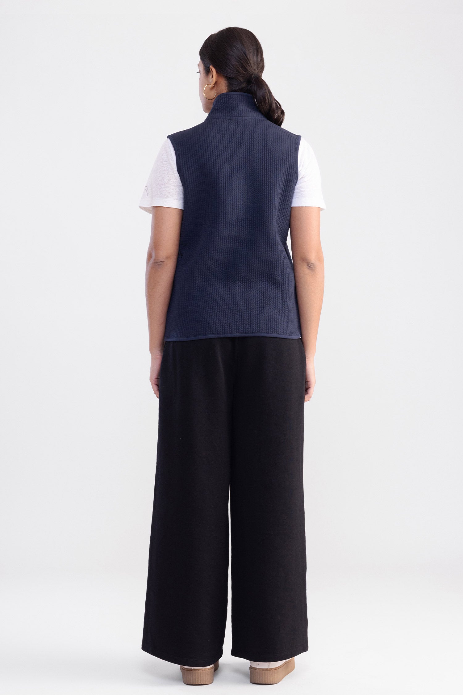 Sleevless Quilted Jacket Navy