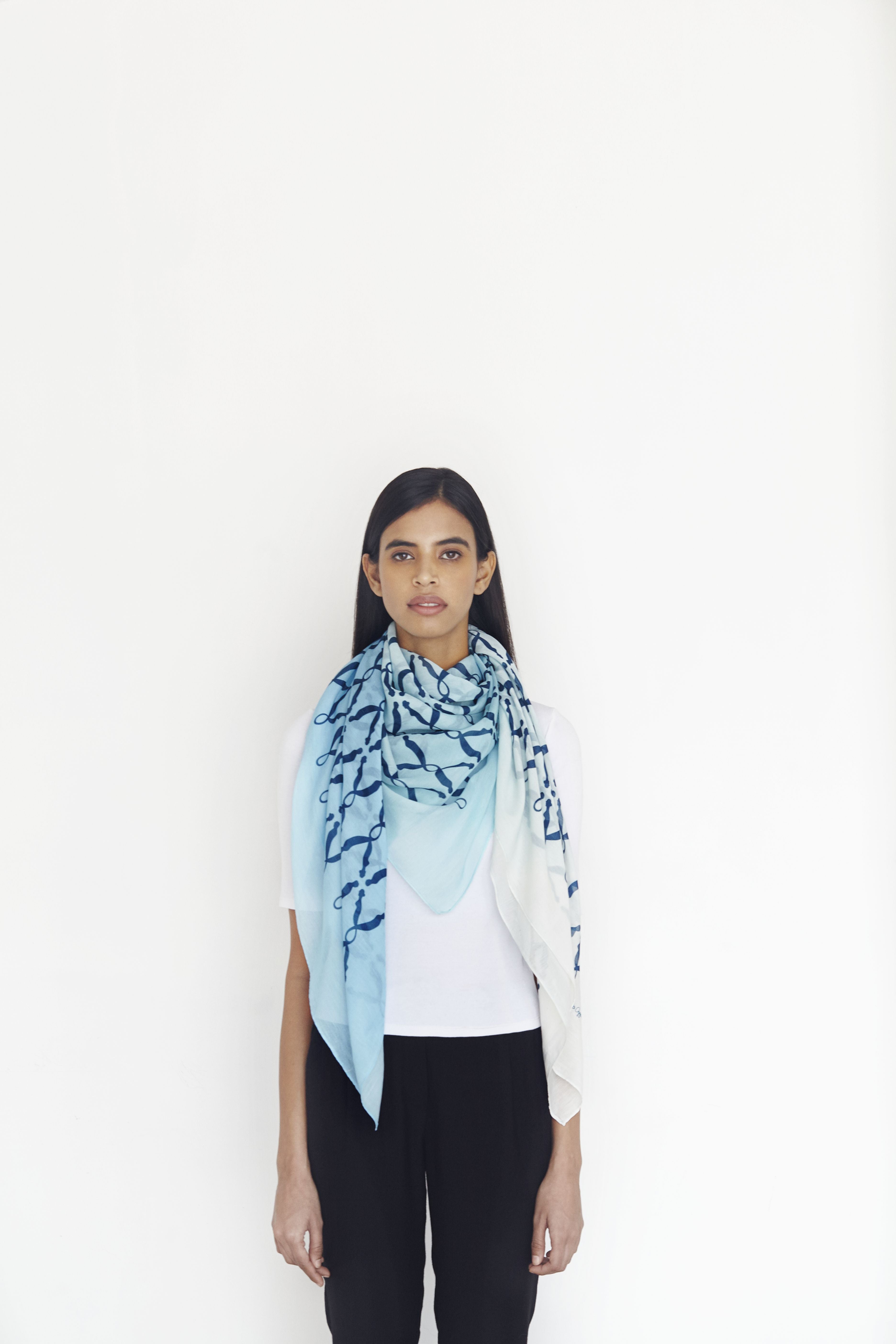 SCISSOR SCARF