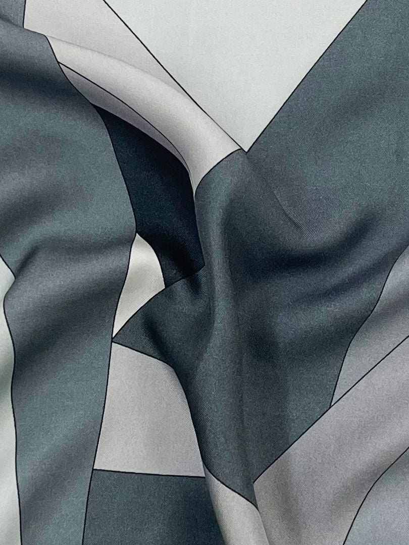 Triangle Grey Pocket Square