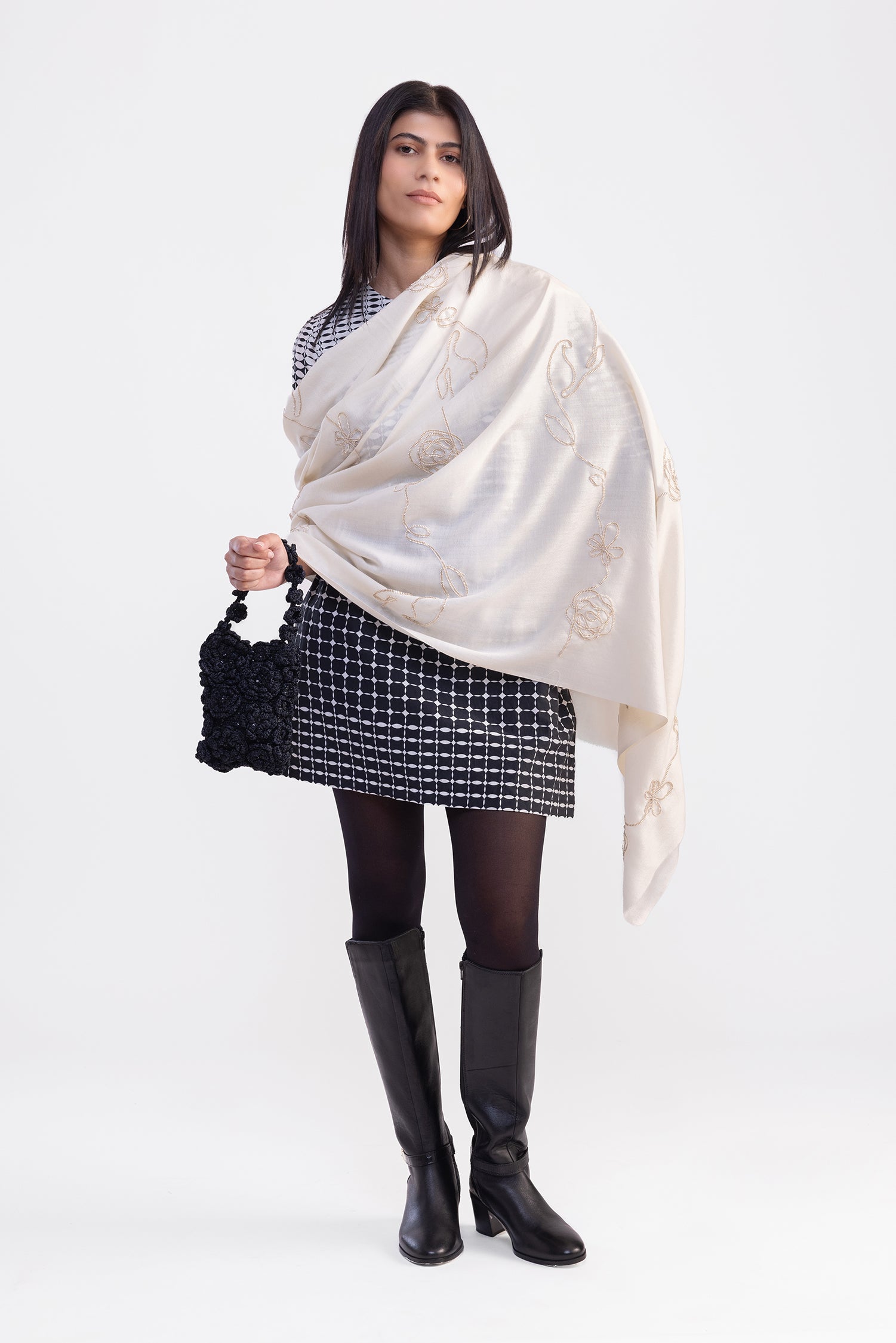 Ecru Garland Shawl