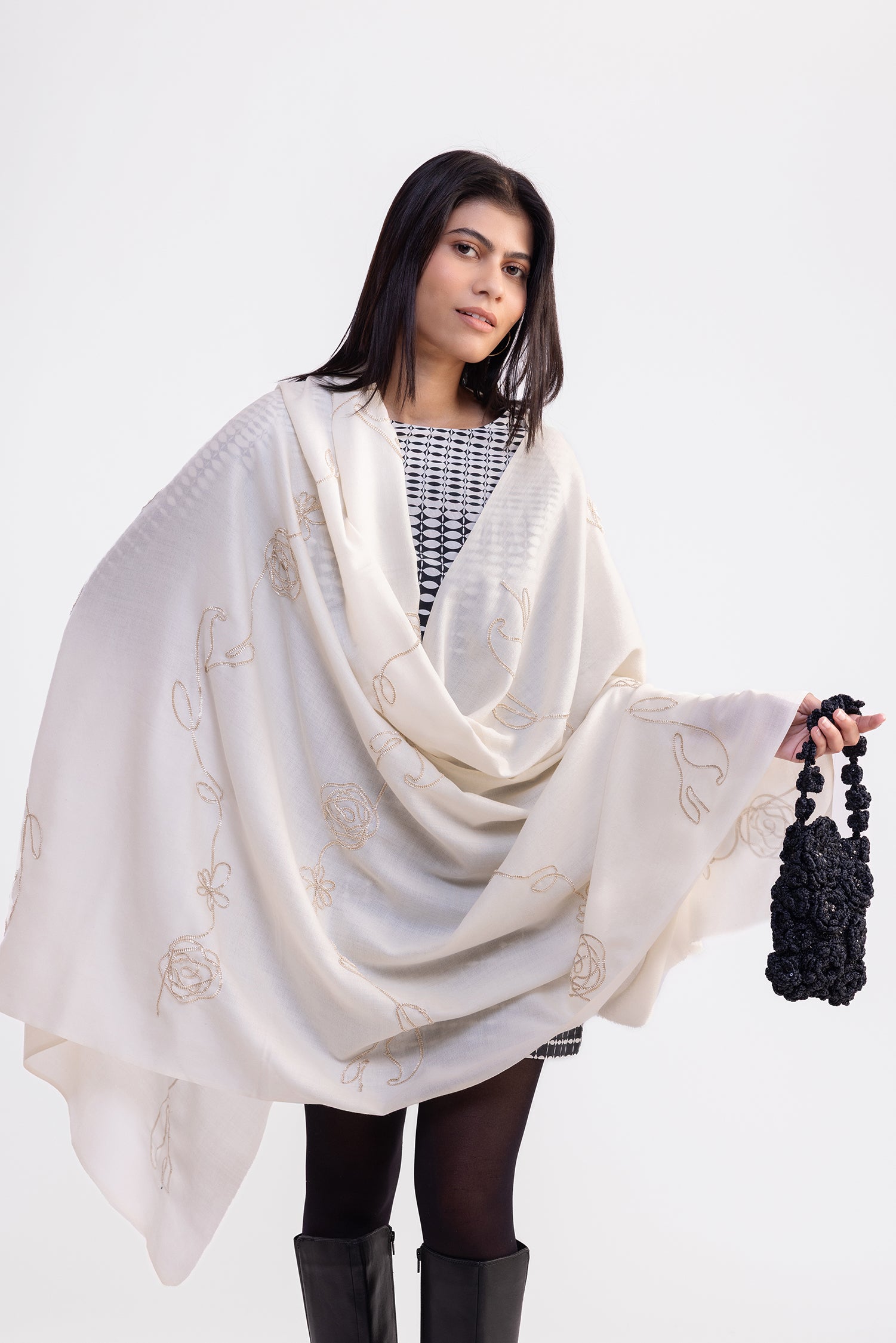 Ecru Garland Shawl
