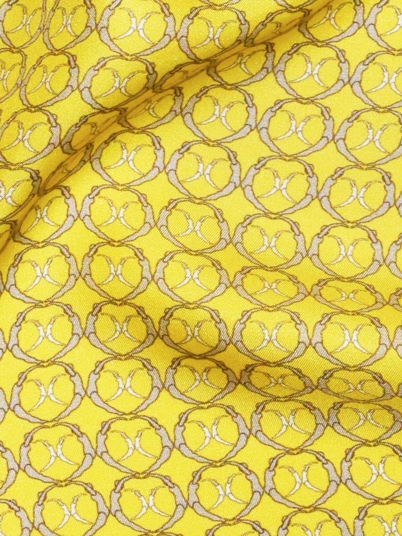 Synchronized Pocket Square