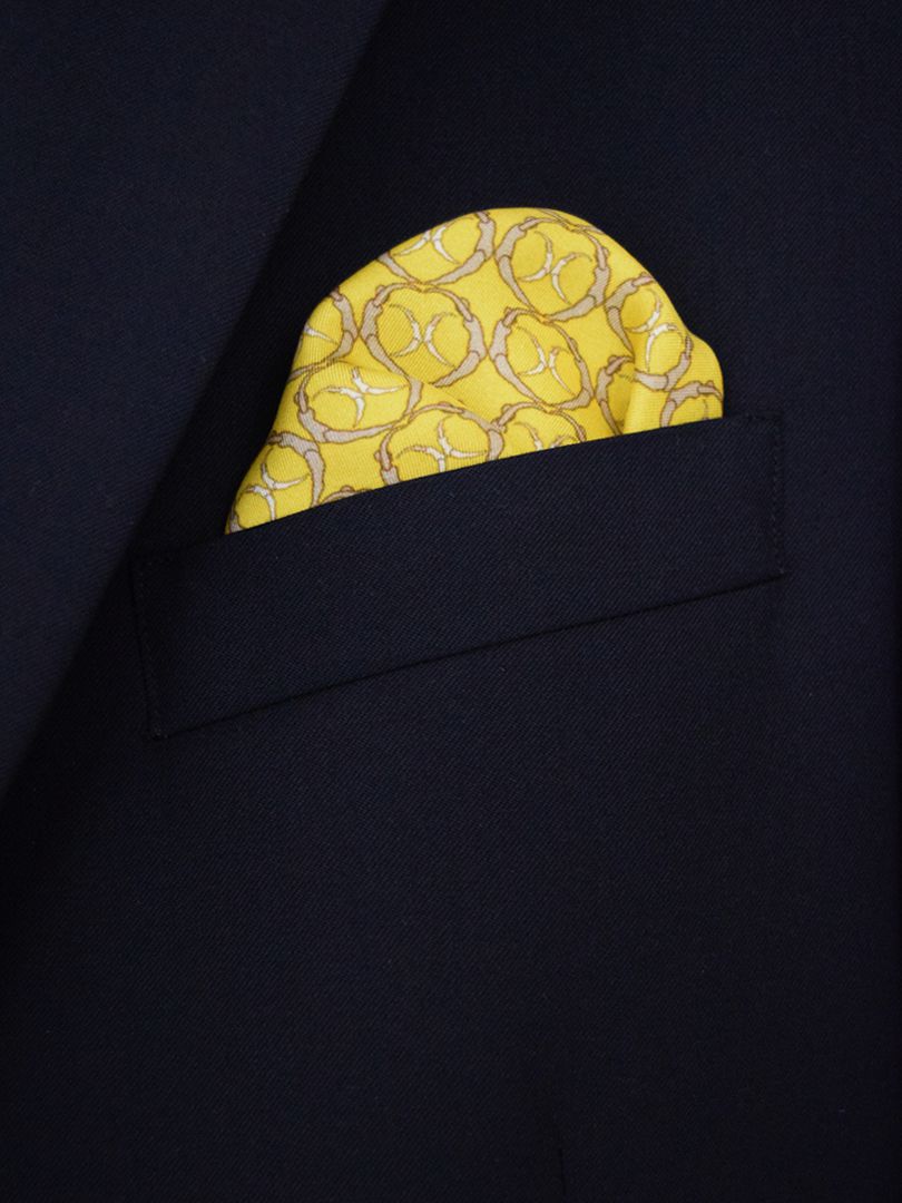 Synchronized Pocket Square